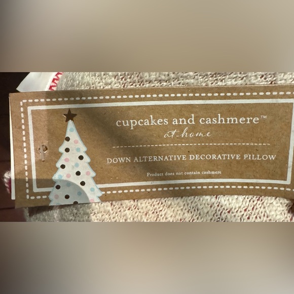 Cupcakes And Cashmere Christmas Red Bow Pillows - Picture 2 of 3
